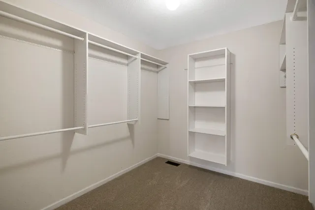 $369,900 | 3094 Sundown Lane, Saginaw, MI 48603