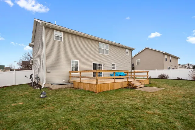 $369,900 | 3094 Sundown Lane, Saginaw, MI 48603