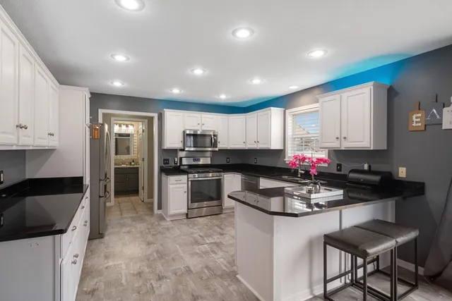 $369,900 | 3094 Sundown Lane, Saginaw, MI 48603