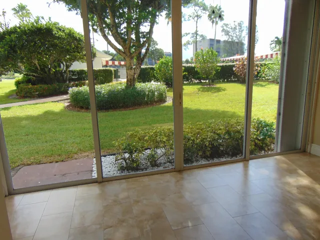 $1,950 | 3326 Arcara Way, Unit 107, Lake Worth, FL 33467