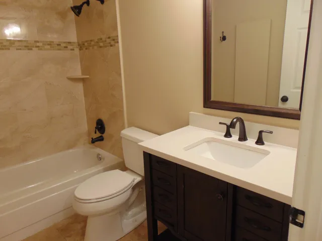 $1,950 | 3326 Arcara Way, Unit 107, Lake Worth, FL 33467