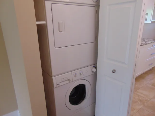 $1,950 | 3326 Arcara Way, Unit 107, Lake Worth, FL 33467