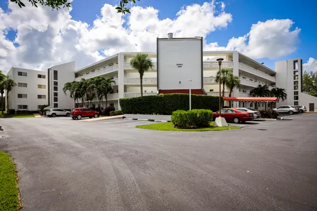 $1,950 | 3326 Arcara Way, Unit 107, Lake Worth, FL 33467