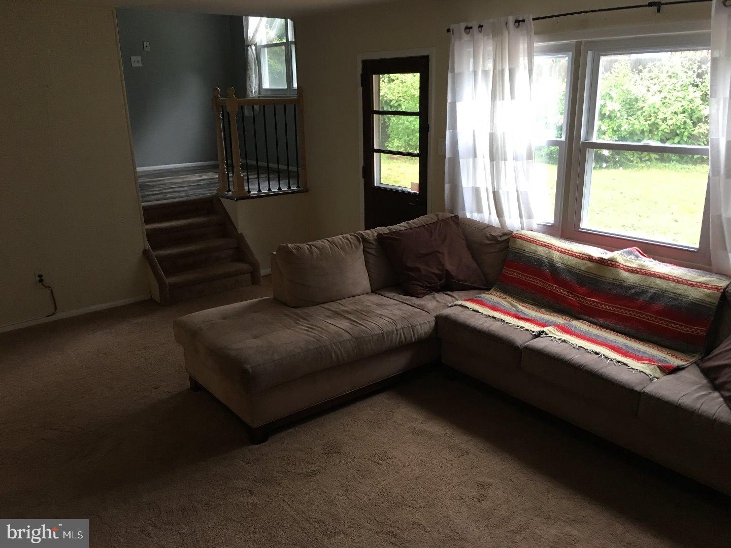 611 Arlington Road Fairless Hills, PA 19030 - Photo 15 of 24 Family Room