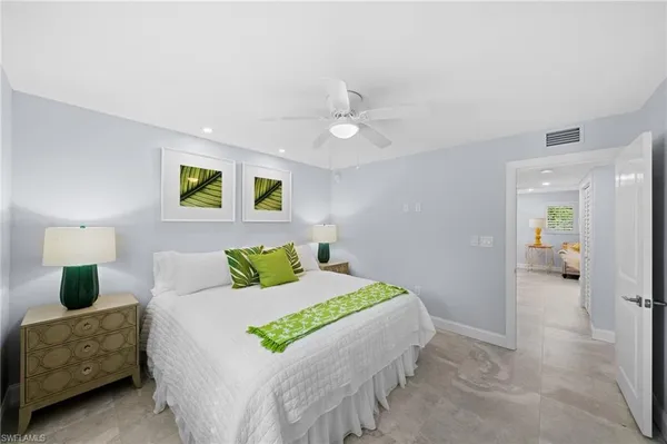 $2,300 | 1605 Chesapeake Avenue, Unit 2, Naples, FL 34102