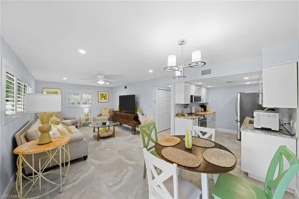 $2,300 | 1605 Chesapeake Avenue, Unit 2, Naples, FL 34102