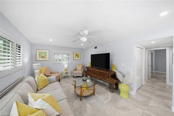 $2,300 | 1605 Chesapeake Avenue, Unit 2, Naples, FL 34102