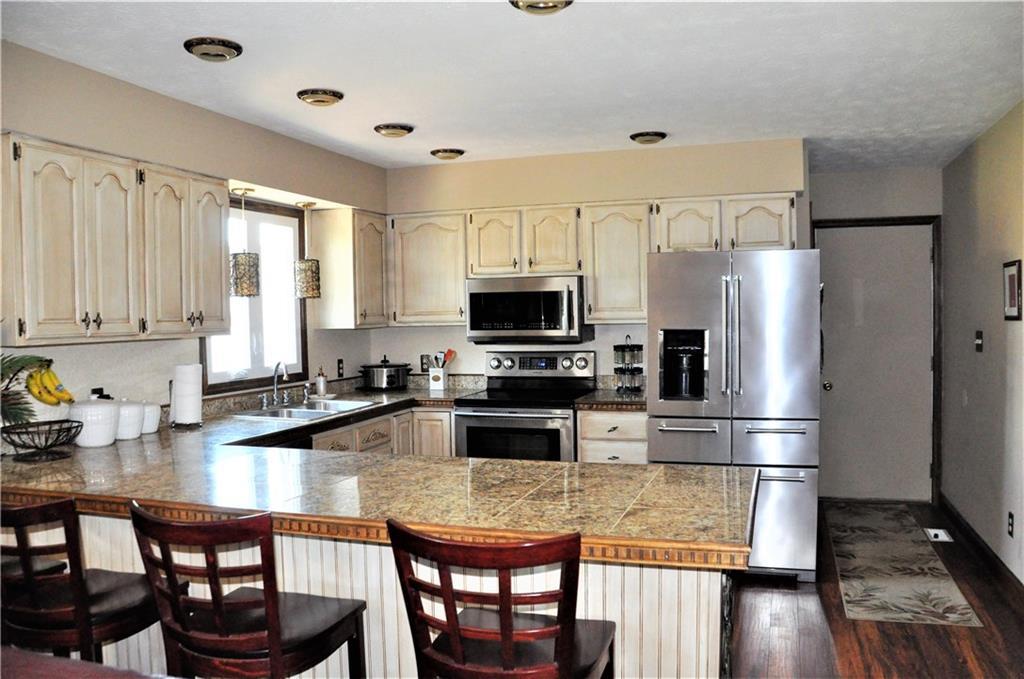 5700 Knollwood Road Springfield, OH 45502 - Photo 5 of 35