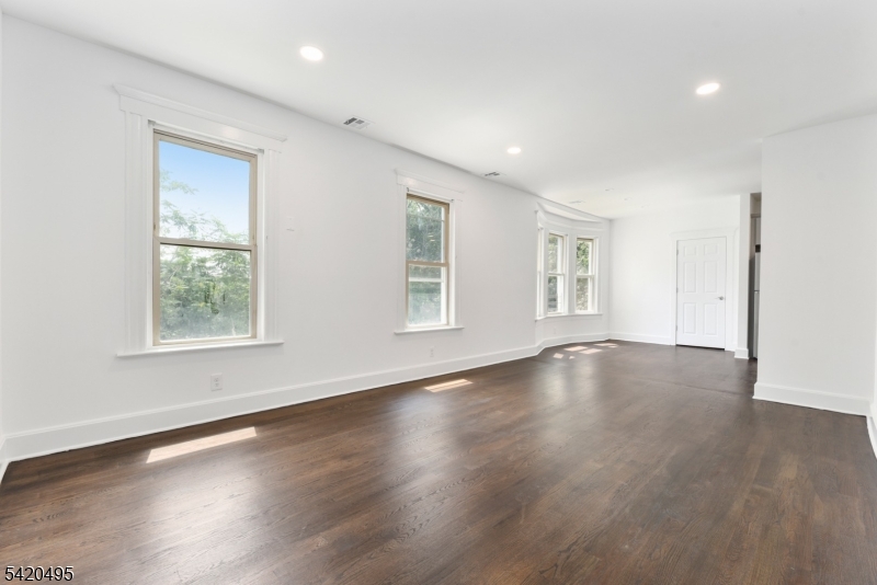 67 Dunnell Road Maplewood, NJ 07040 - Photo 2 of 16