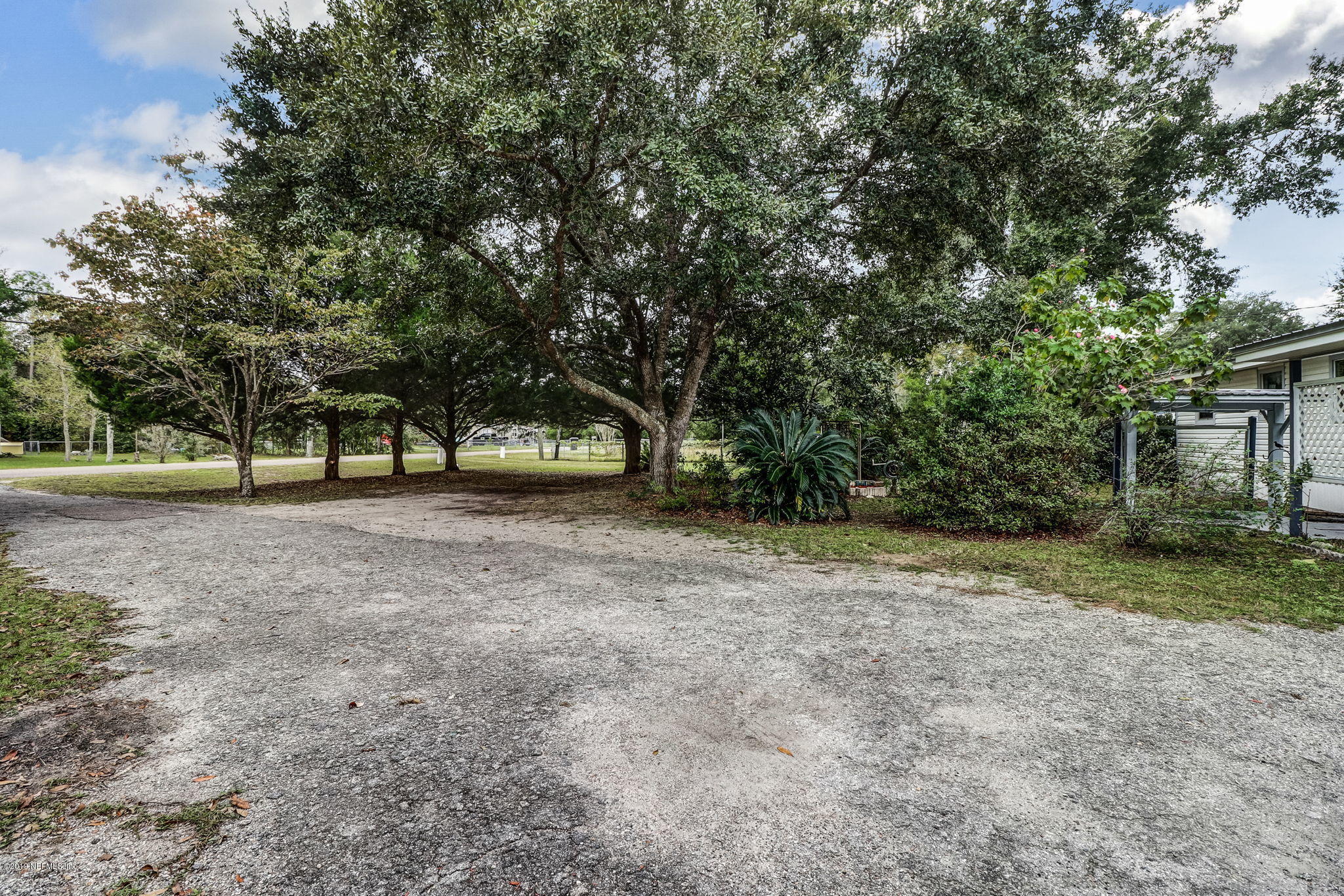 85187 Angie Road Yulee, FL 32097 - Photo 27 of 30 85187+Angie+Rd+Yulee-79-web-Side+Yard