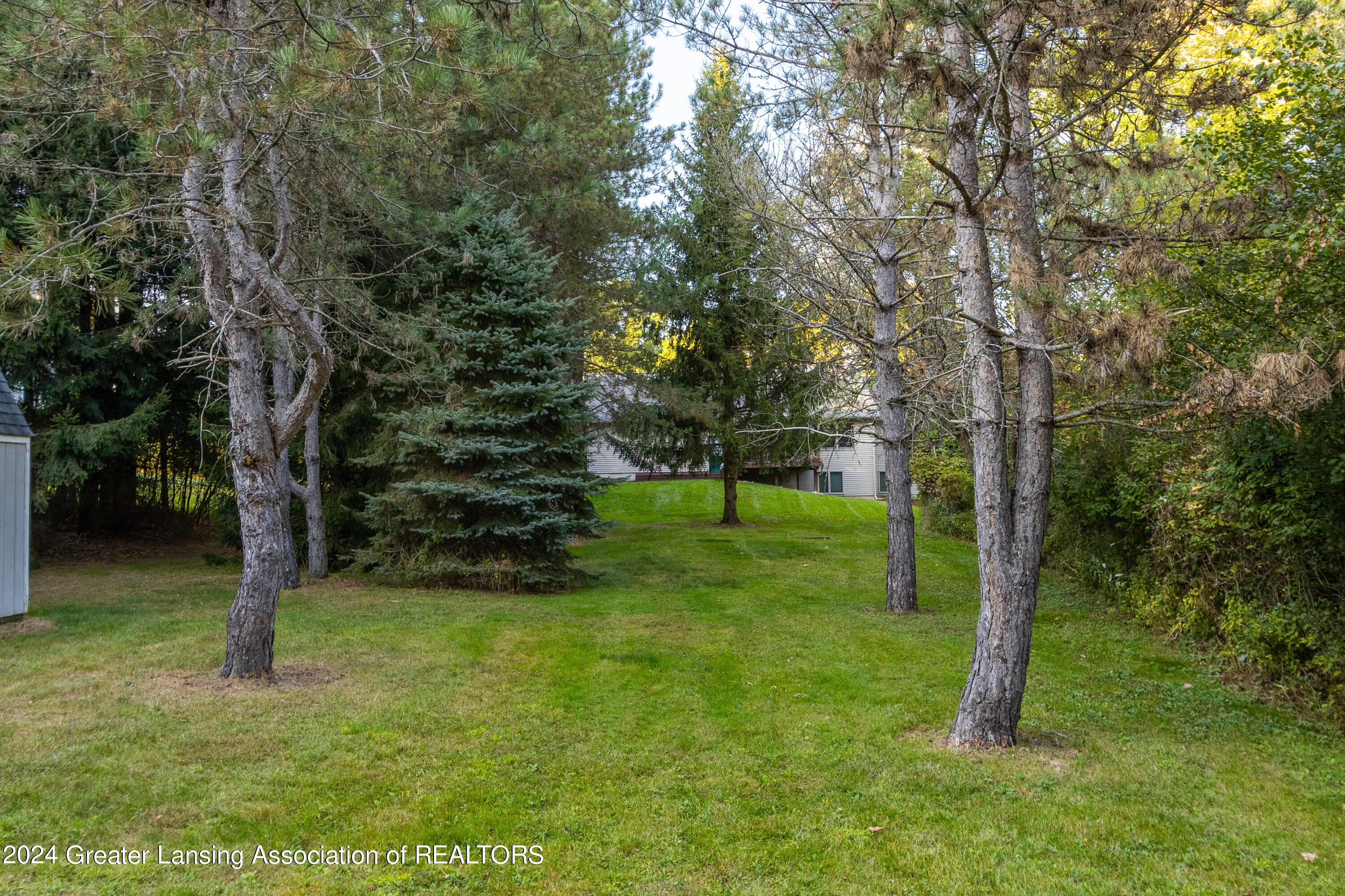 231 Piper Road Haslett, MI 48840 - Photo 47 of 53 Exteriors-20