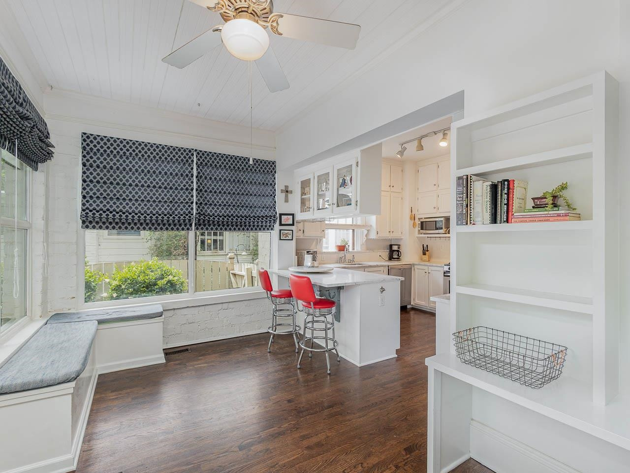 401 West Whitaker Mill Road Raleigh, NC 27608 - Photo 23 of 30 a living room with furniture and a large window
