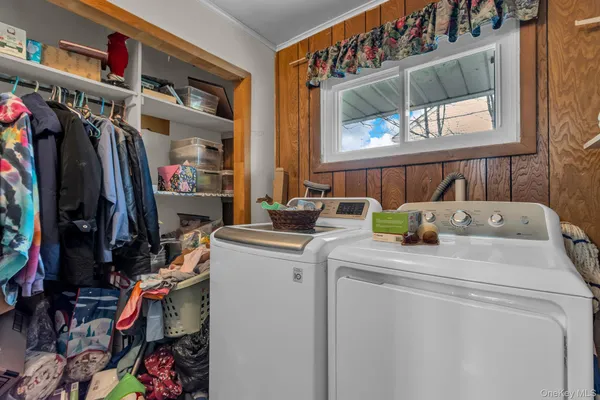 $459,000 | 2028 Oakwood Drive, Peekskill, NY 10566