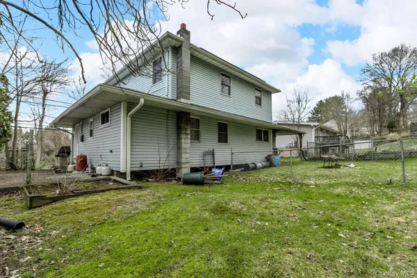 $459,000 | 2028 Oakwood Drive, Peekskill, NY 10566
