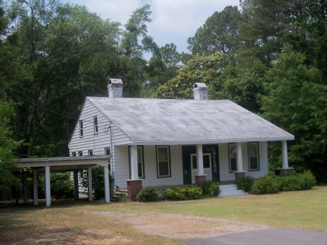 704 Addison Street Johnston, SC 29832 - Photo 1 of 1 Main View