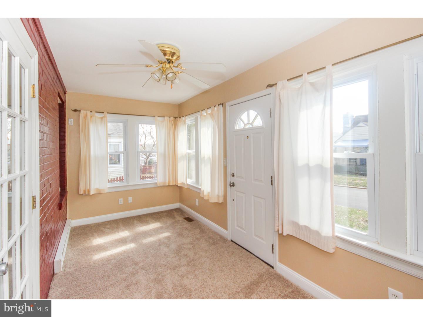 115 Maple Road Wallingford, PA 19086 - Photo 2 of 20
