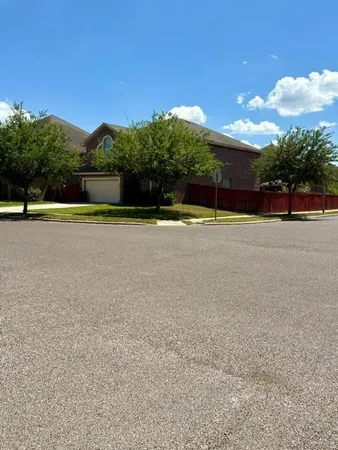 $3,200 | 3306 Plantation Grove Boulevard, Mission, TX 78572