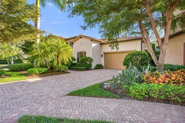 $725,000 | 7890 Allende Lane, Naples, FL 34113