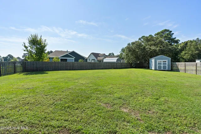 $475,000 | 108 North Lamplighters Walk, Hampstead, NC 28443