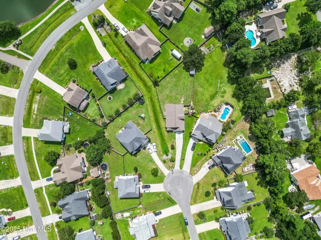 $475,000 | 108 North Lamplighters Walk, Hampstead, NC 28443