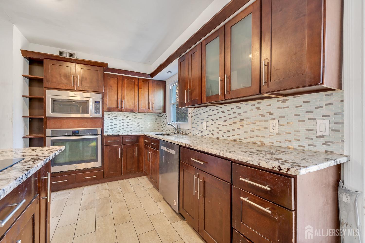 310 Overbrook Road Piscataway, NJ 08854 - Photo 16 of 29 Gallery Image 16