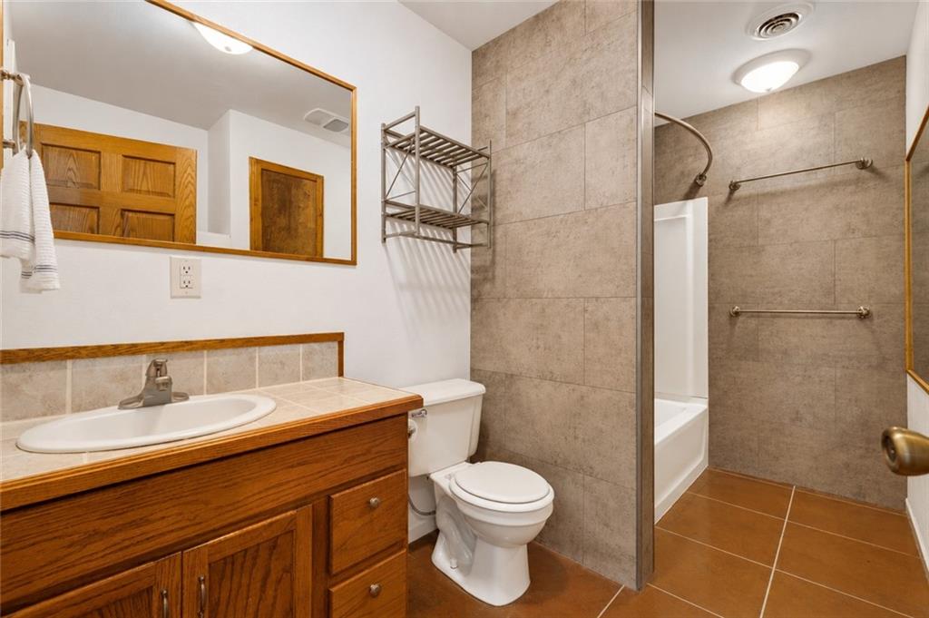 7486 Private Drive Amazonia, MO 64421 - Photo 32 of 67 Gallery Image 32