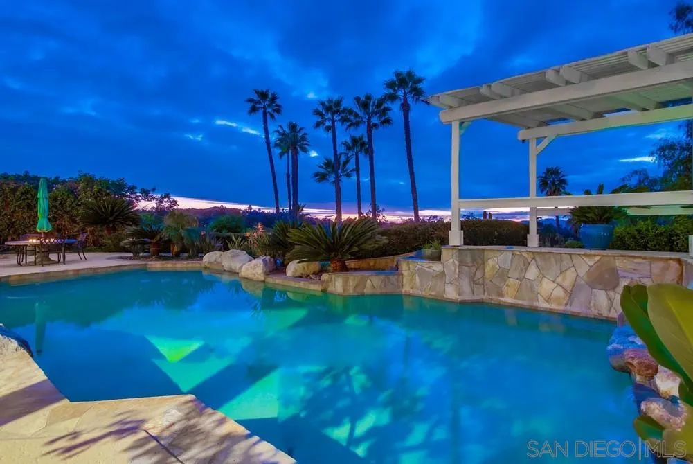 16157 Country Day Road Poway, CA 92064 - Photo 14 of 70