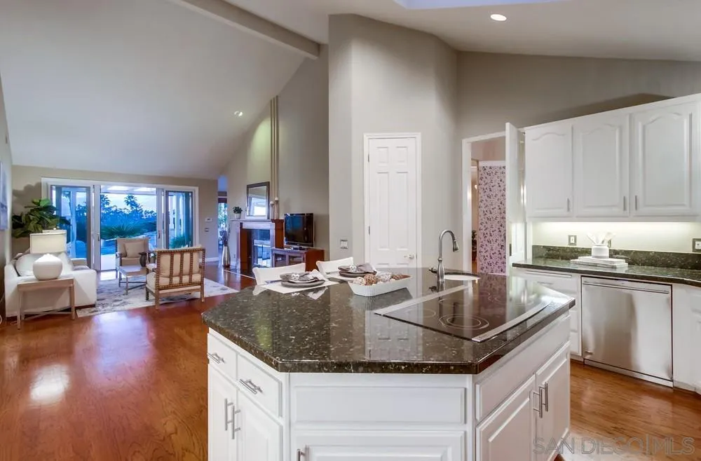 16157 Country Day Road Poway, CA 92064 - Photo 39 of 70