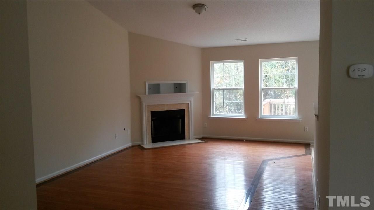 5818 Finestra Way Raleigh, NC 27610 - Photo 3 of 16