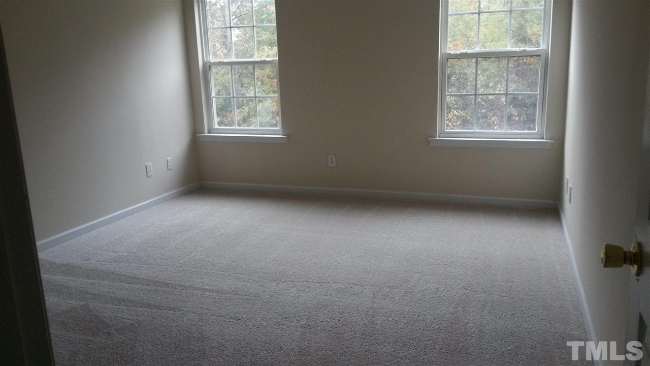 5818 Finestra Way Raleigh, NC 27610 - Photo 8 of 16