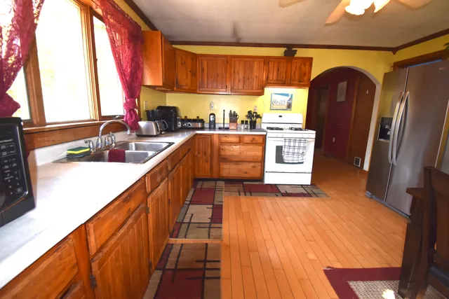 $199,000 | 3 Pine Lane, Burnham, ME 04922