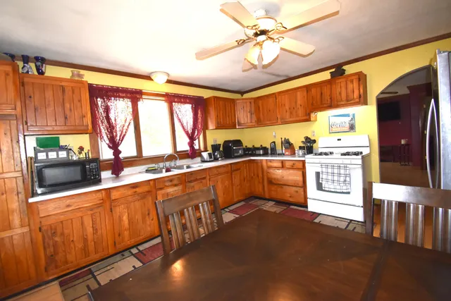 $199,000 | 3 Pine Lane, Burnham, ME 04922