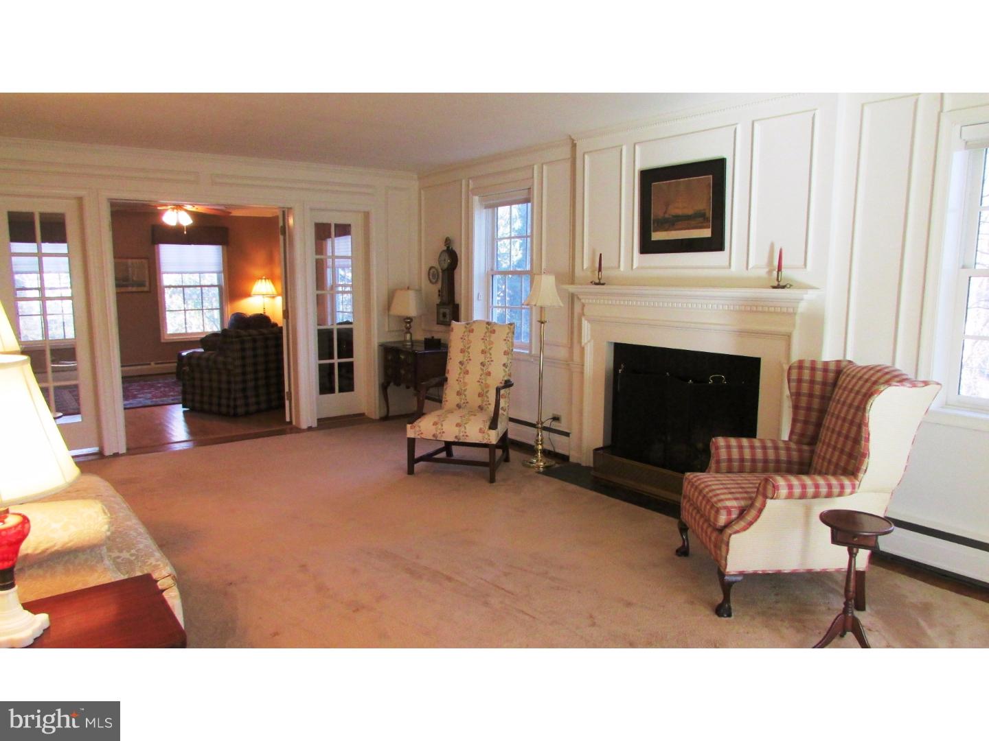 750 Bair Road Berwyn, PA 19312 - Photo 5 of 24 Living Room