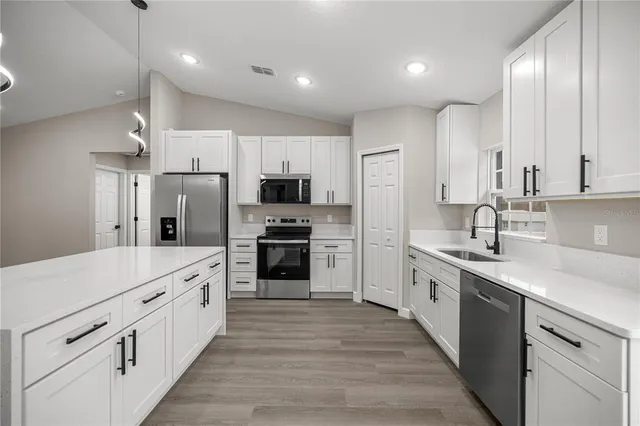 $269,900 | 12905 Southeast 41st Terrace, Belleview, FL 34420