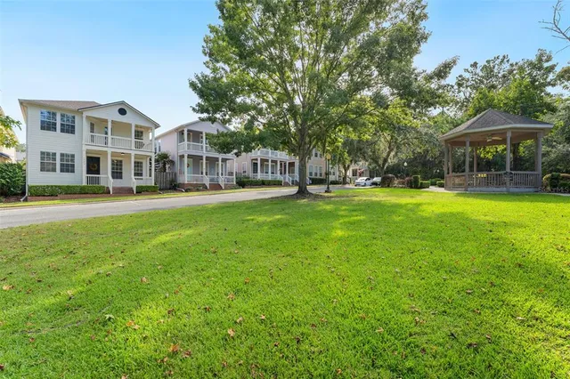 $2,350 | 11585 Northwest 18th Place, Gainesville, FL 32606