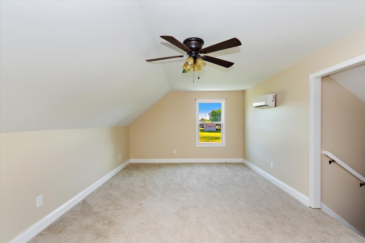 118 East Biggs Road Portland, TN 37148 - Photo 21 of 26 a view of an empty room