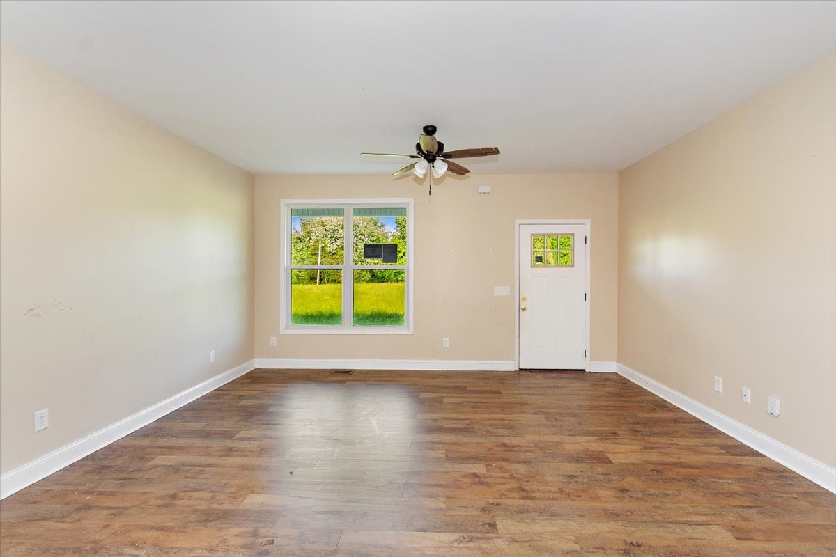 118 East Biggs Road Portland, TN 37148 - Photo 4 of 26 a view of an empty room with a window