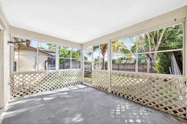 $2,200 | 108 Pinewood Court, Jupiter, FL 33458