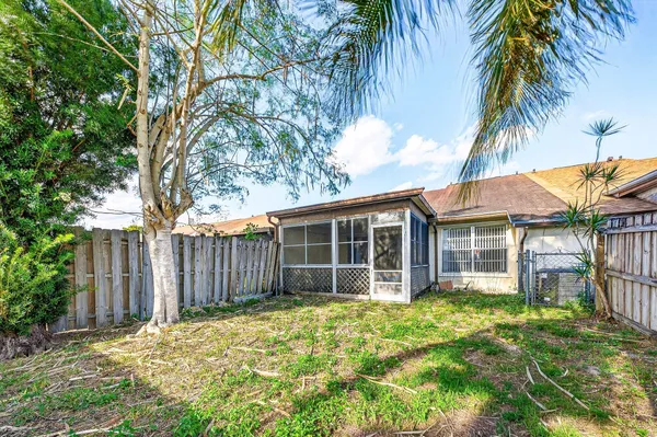 $2,200 | 108 Pinewood Court, Jupiter, FL 33458