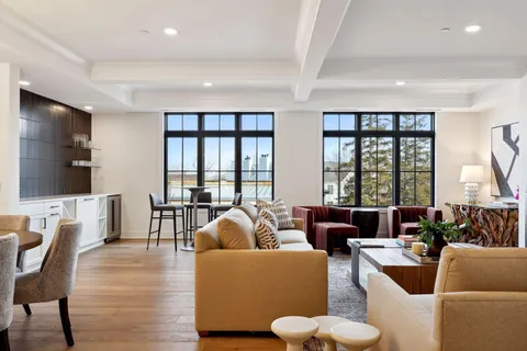$2,275,000 | 511 2nd Street, Unit 3, Excelsior, MN 55331