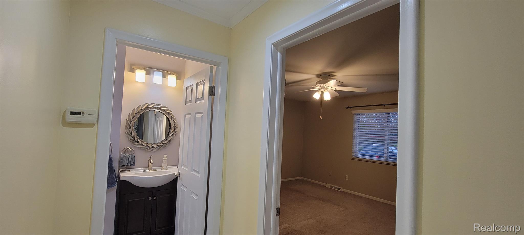 2740 Lake Angelus Road Waterford, MI 48329 - Photo 15 of 52 Gallery Image 15