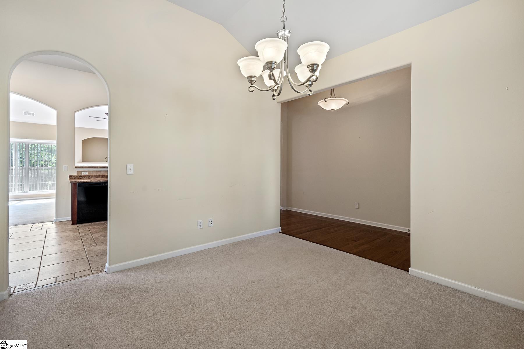708 Center Road Taylors, SC 29687 - Photo 5 of 31 Gallery Image 5