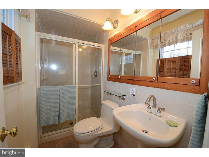 12 Lake Dr Spring Spring City, PA 19475 - Photo 17 of 25 Bathroom