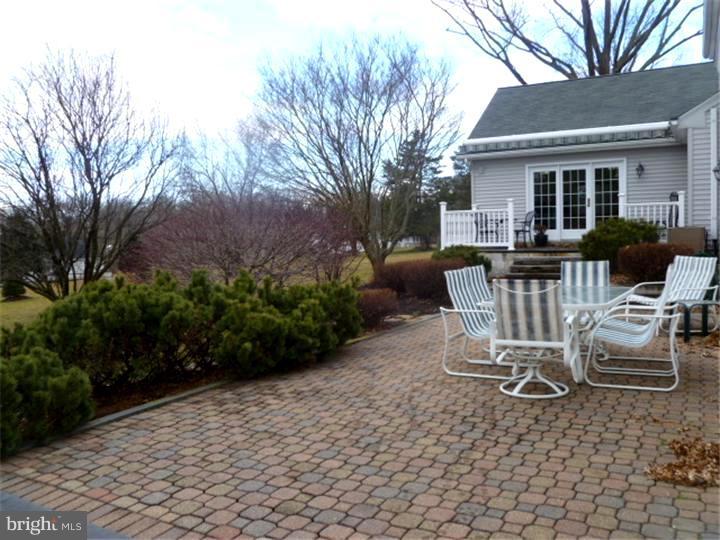12 Lake Dr Spring Spring City, PA 19475 - Photo 4 of 25 Patio