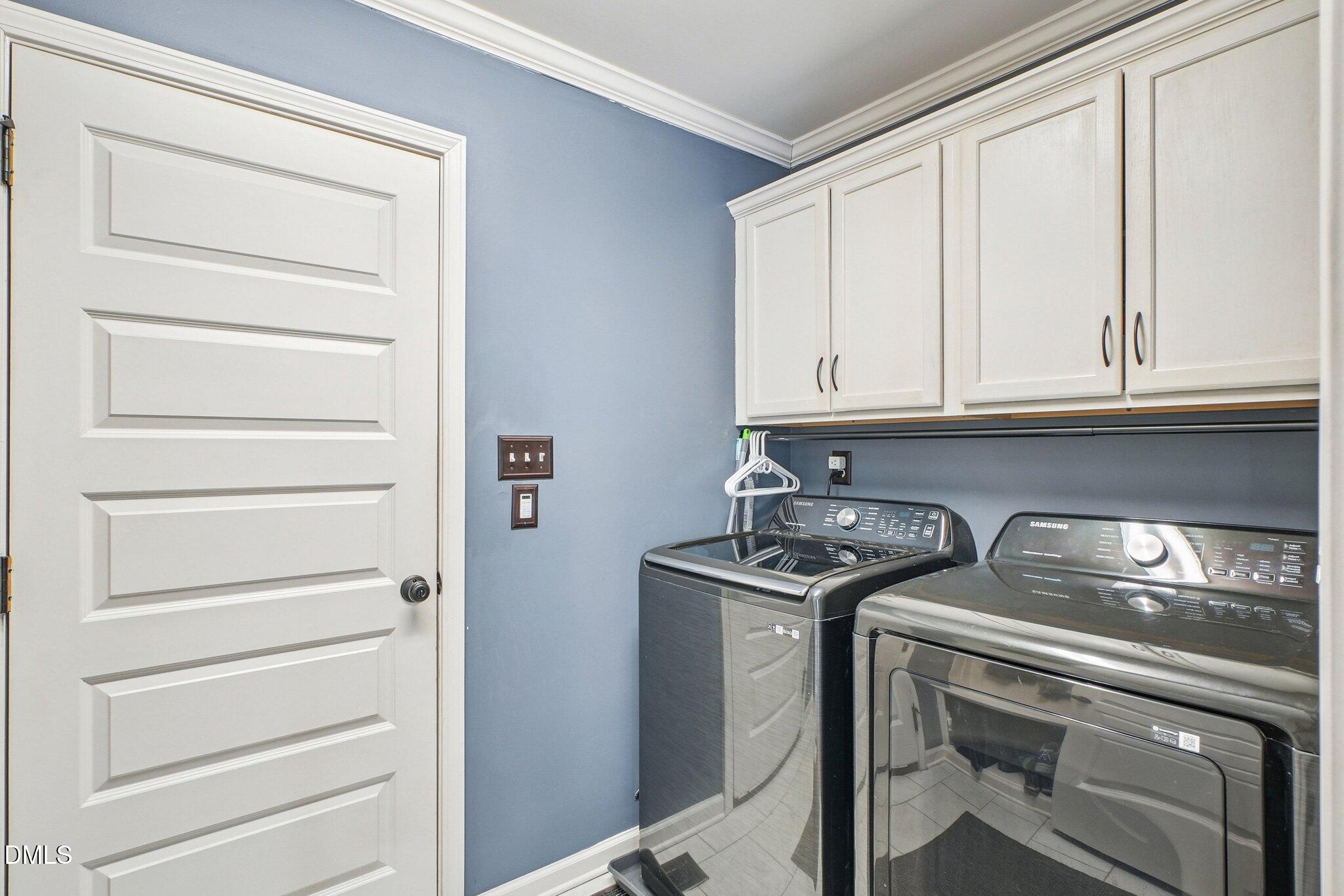 265 North Ridge Drive Louisburg, NC 27549 - Photo 17 of 33 a view of cabinets and window