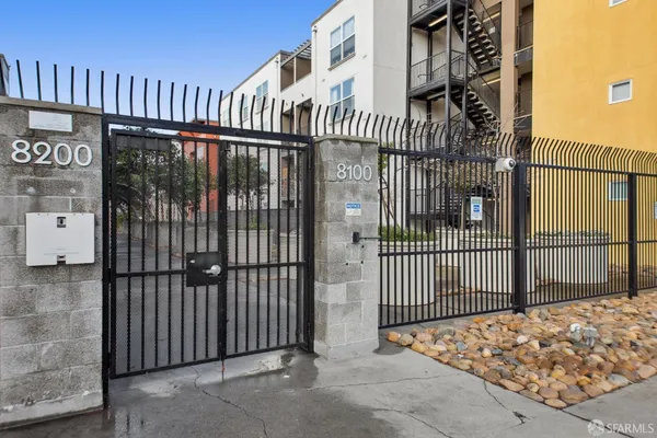 $499,000 | 8100 Oceanview Terrace, Unit 209, San Francisco, CA 94132