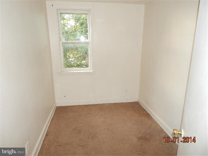 1135 South Merrimac Road Camden, NJ 08104 - Photo 10 of 12