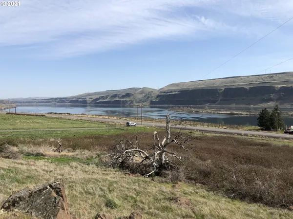 $325,000 | 14 Hwy Wishram Wa 98673, Dallesport, WA 98617