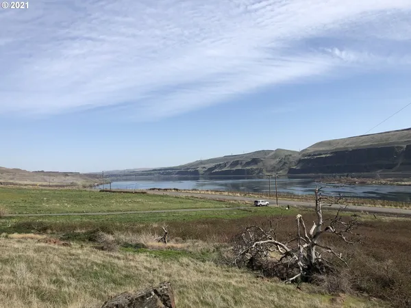 $325,000 | 14 Hwy Wishram Wa 98673, Dallesport, WA 98617
