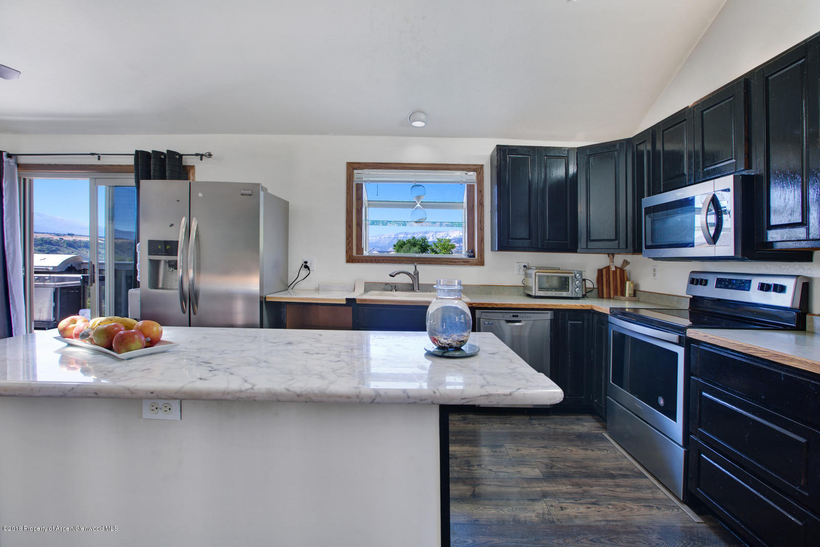 425 Will Avenue Rifle, CO 81650 - Photo 4 of 24 Kitchen